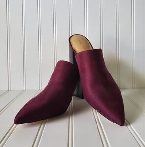 Nine West Burgundy Mules Sz 7
